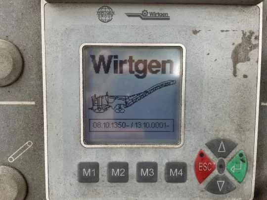 W100F