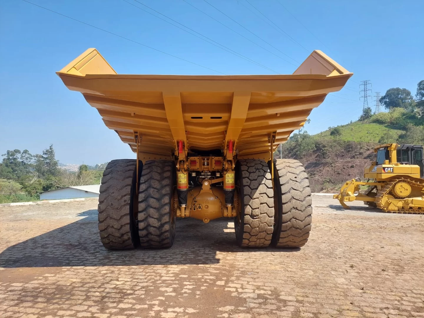775G