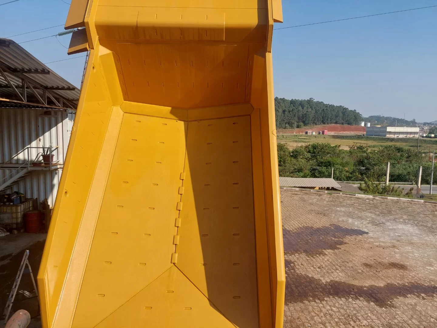 775G