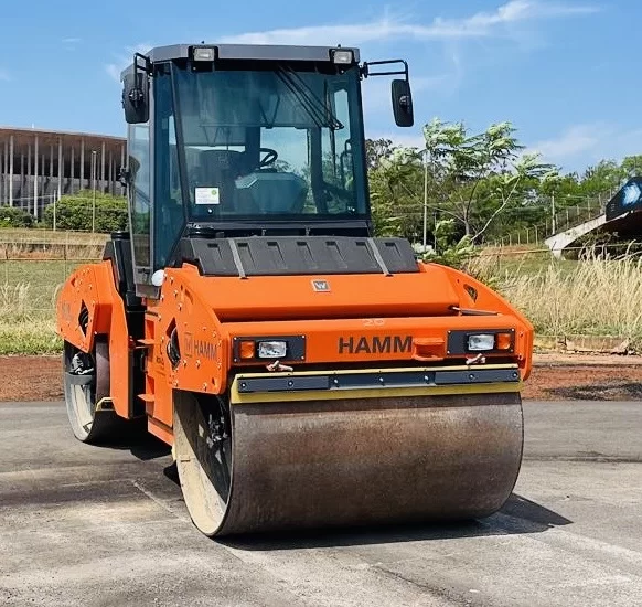 HD90