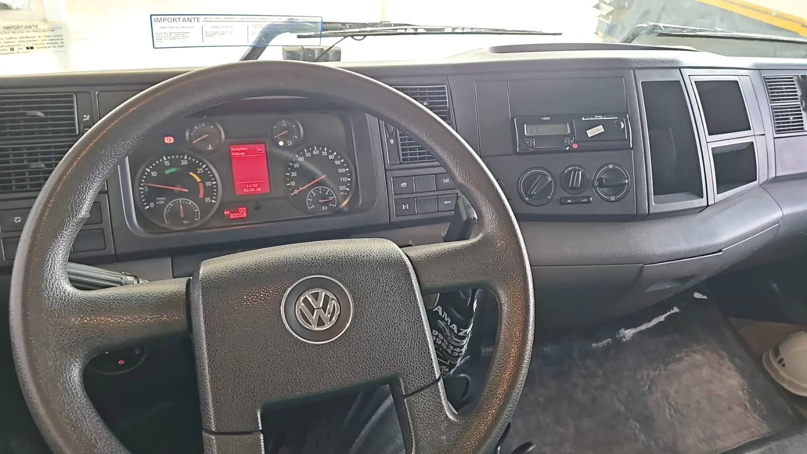 UHR700H