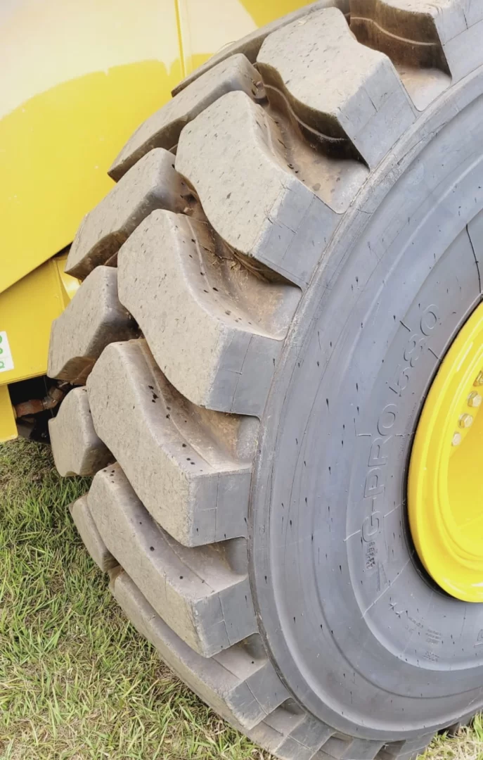972L