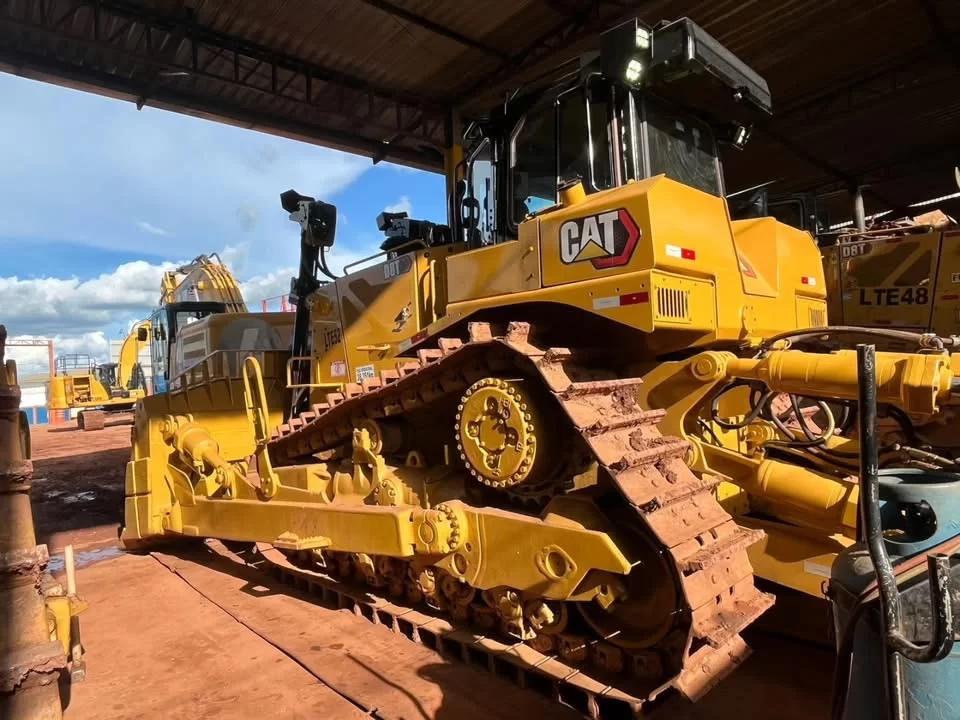 D8T